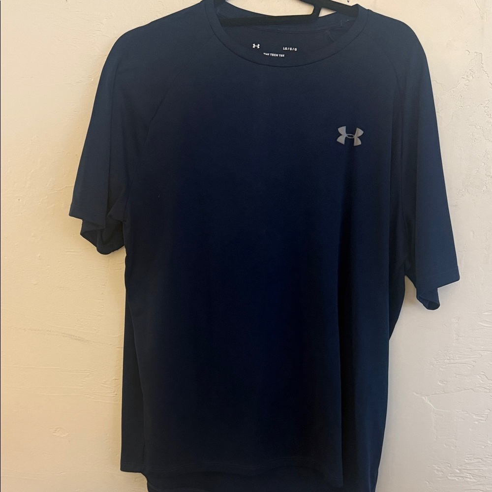 Under Armour Men's Dark Blue Short Sleeve Tee